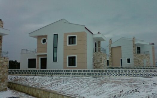 ΜΕΖΟΝΕΤΑ ΣΧΟΛΑΡΙ