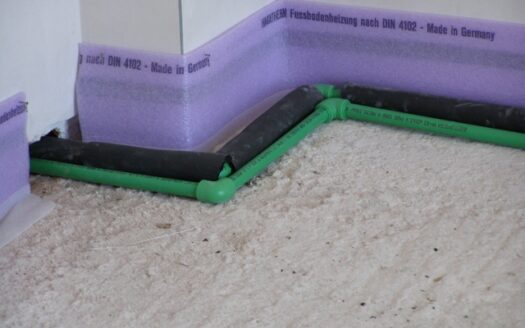 ΜΕΖΟΝΕΤΑ ΣΧΟΛΑΡΙ