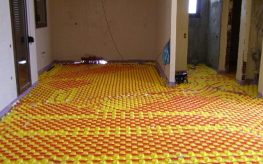 ΜΕΖΟΝΕΤΑ ΣΧΟΛΑΡΙ