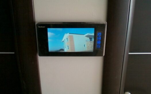 ΜΕΖΟΝΕΤΑ ΣΧΟΛΑΡΙ