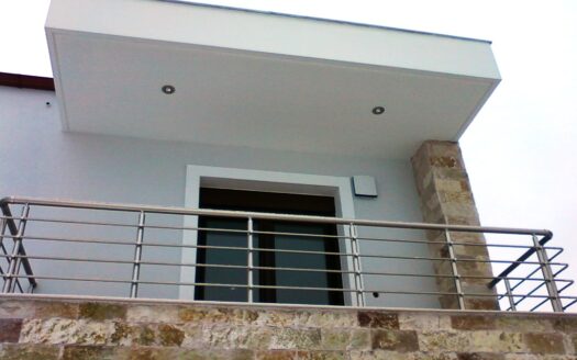 ΜΕΖΟΝΕΤΑ ΣΧΟΛΑΡΙ