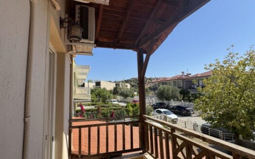 Μεζονέτα Τριών Ορόφων προς Πώληση στη Νικήτη Χαλκιδικής – 80μ. από τη Θάλασσα