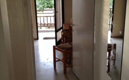 Εξαιρετική Επενδυτική Ευκαιρία στην Ασπροβάλτα – Συγκρότημα 7 Διαμερισμάτων μόλις 150 μ. από τη Θάλασσα